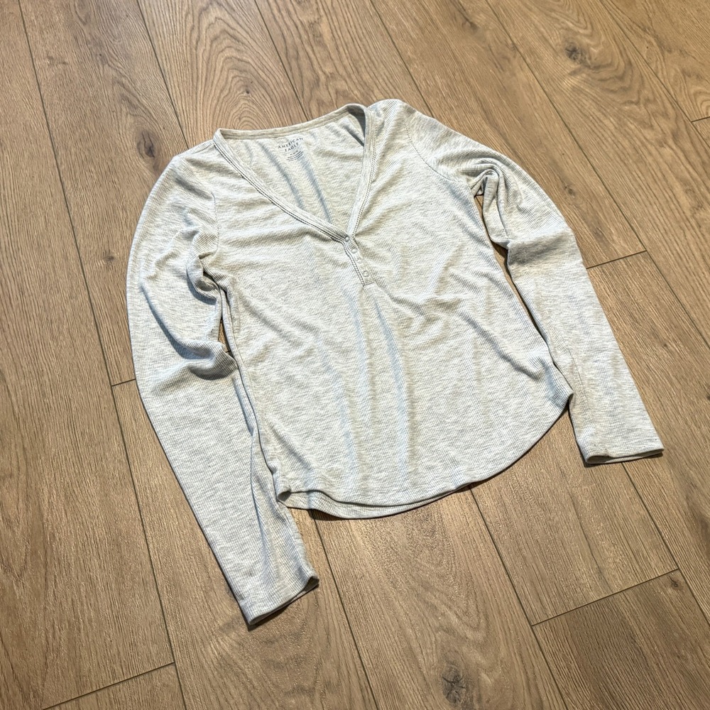 Vintage VTG Y2K 2000's 00's American Eagle Grey Waffle Henley Long Sleeve